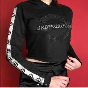 Rhinestone Cropped hoodie from the brand underground🤍🖤​​​​​​​​​​​​​​​​​​​​​​​​